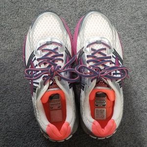Women's Running Shoes